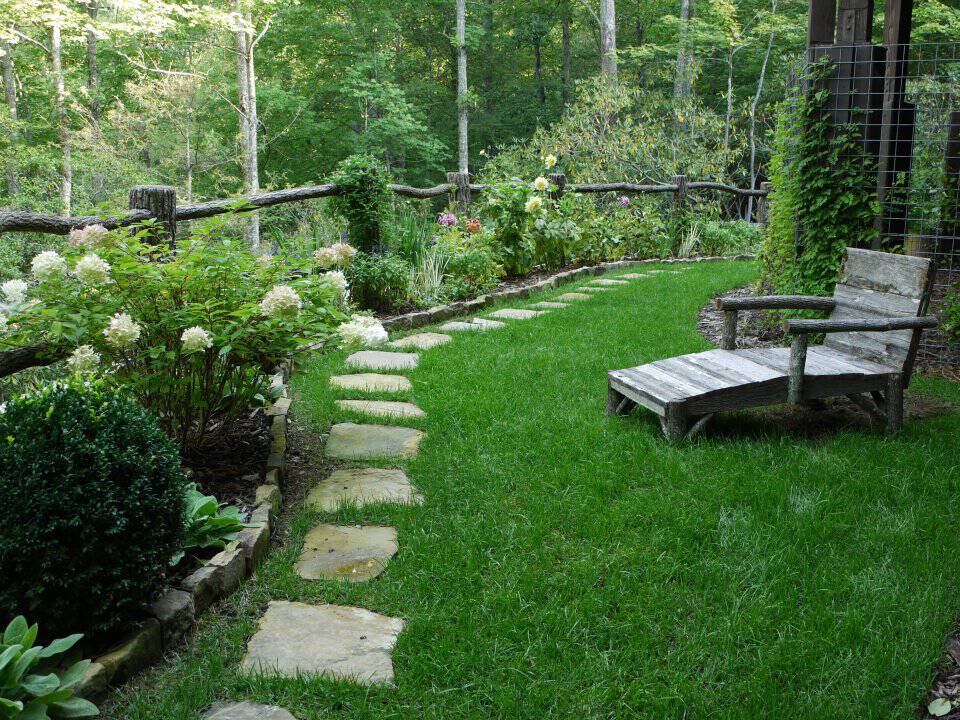 What are Some Design Ideas for an Enclosed Garden Dargan